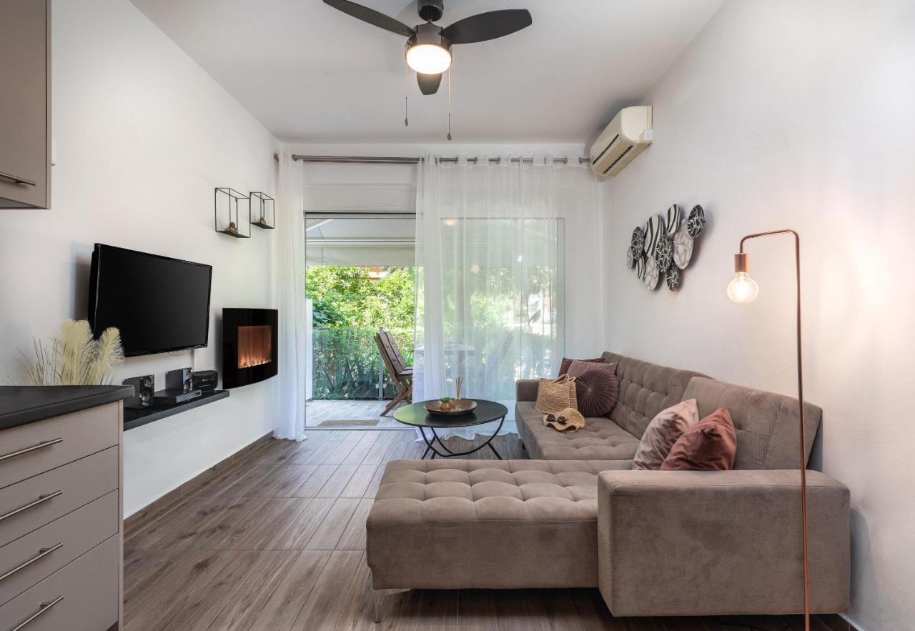 Mystique 2 Bd Aparment By Blupine Athens Exterior photo
