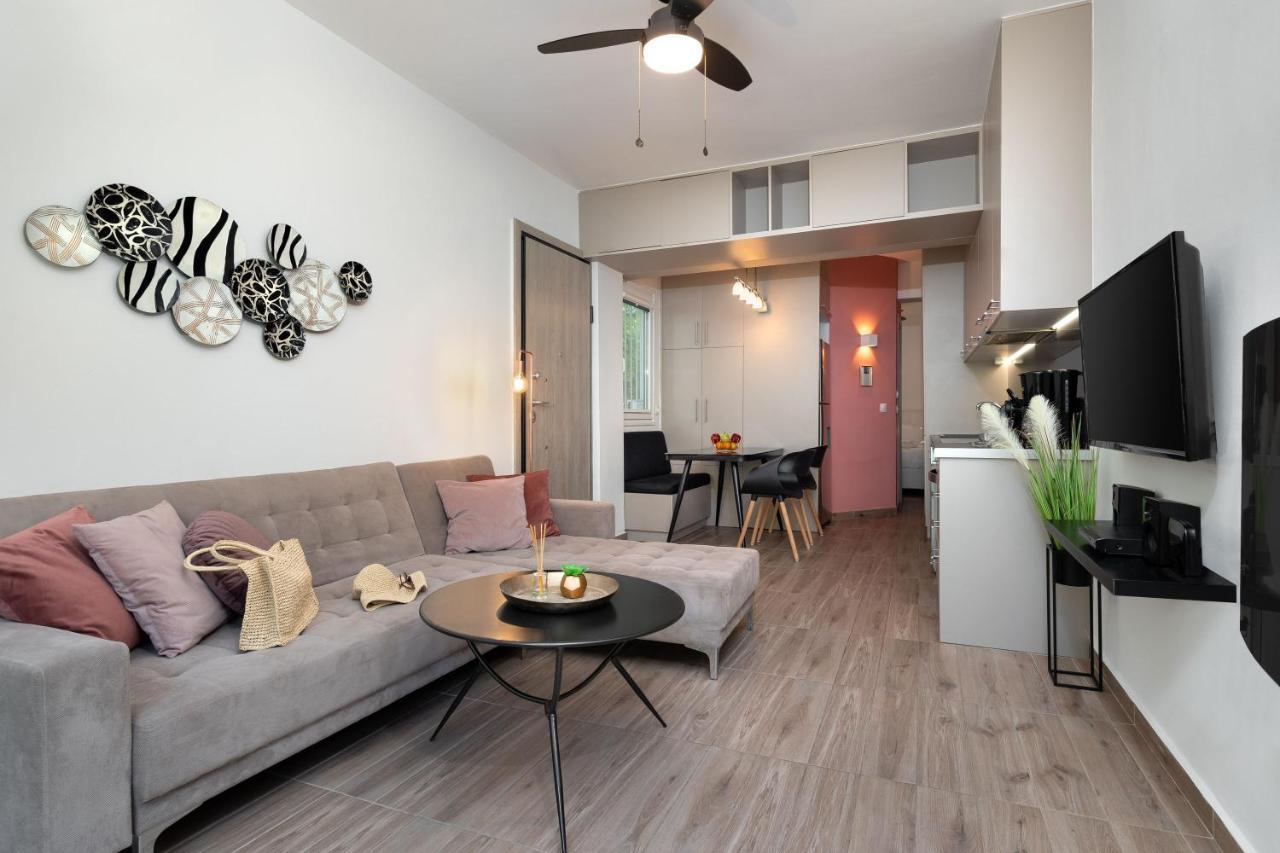 Mystique 2 Bd Aparment By Blupine Athens Exterior photo